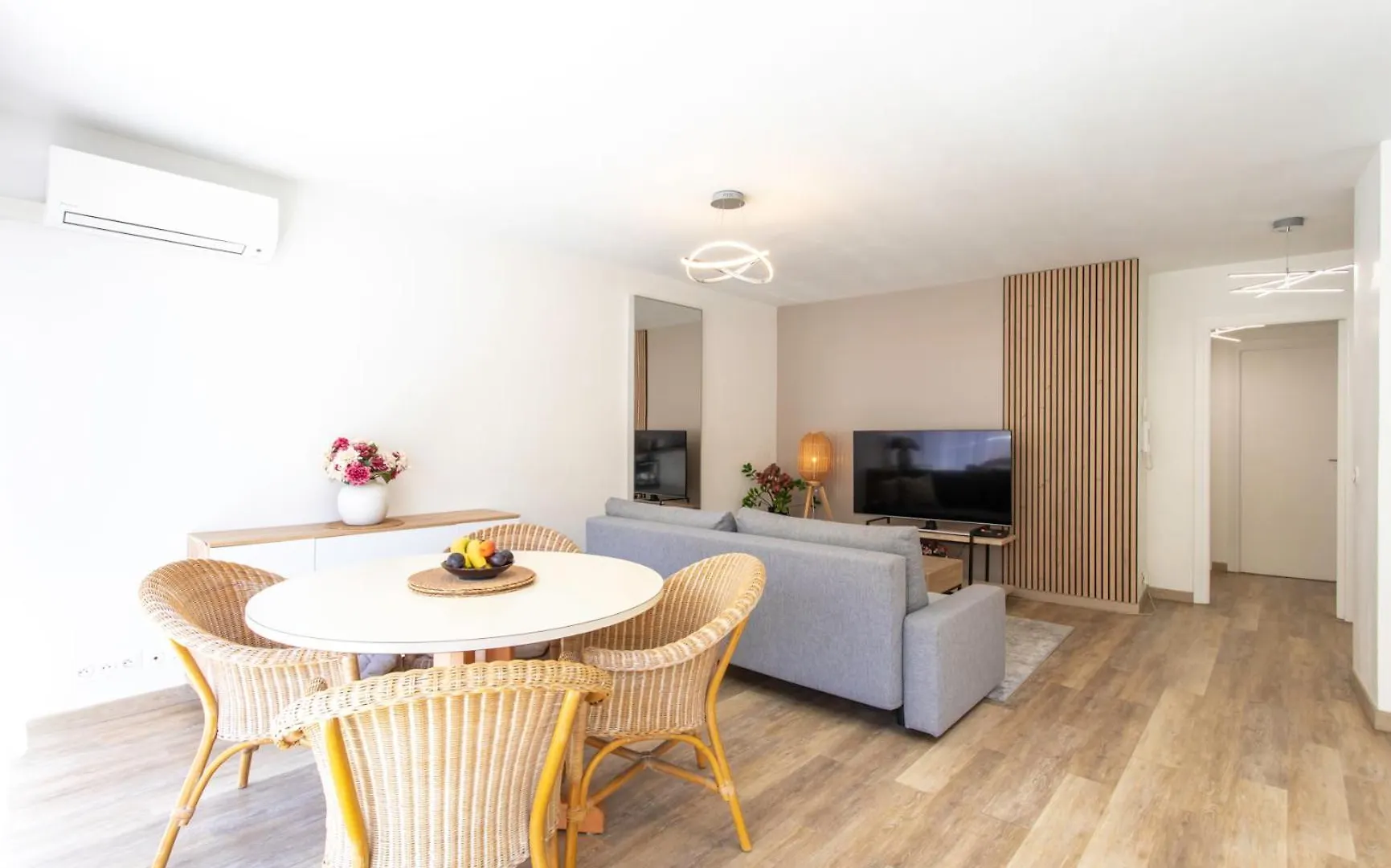 86M- Spacious 3 Room Apartment With Large Terrace Villefranche-sur-Mer