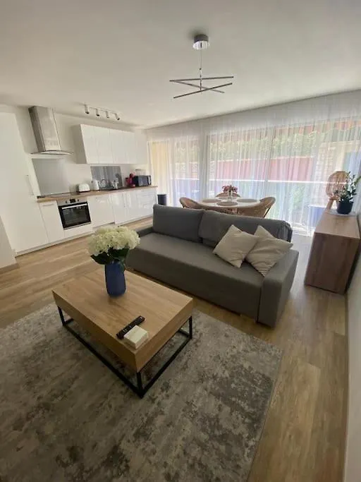 86M- Spacious 3 Room Apartment With Large Terrace Villefranche-sur-Mer